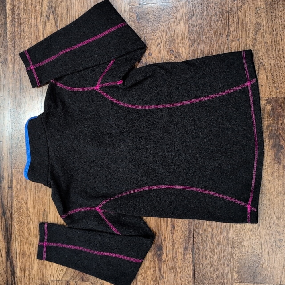 Girls The North Face black 1/4 zip pullover size S(7/8) - Picture 4 of 4
